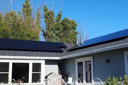 how-does-solar-energy-integrate-with-smart-home